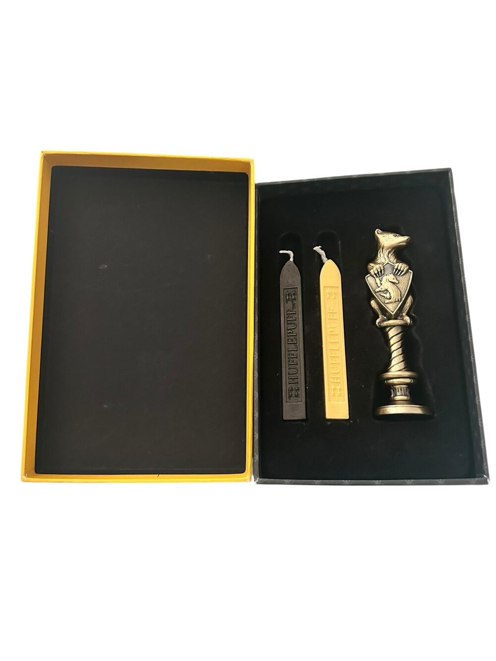 Harry Potter Hufflepuff Wax Seal Set The Noble Collection Official Merchandise